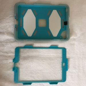 Otter box survivor case for iPad mini